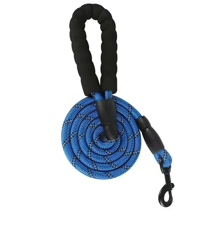 Durable Dog Walking Leash – Reflective & Comfortable Grip